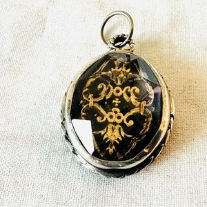 Love Heals Charm EUC